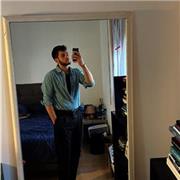 Cerchi una persona che ti aiuti ad apprendere l’italiano senza risultare pesante?